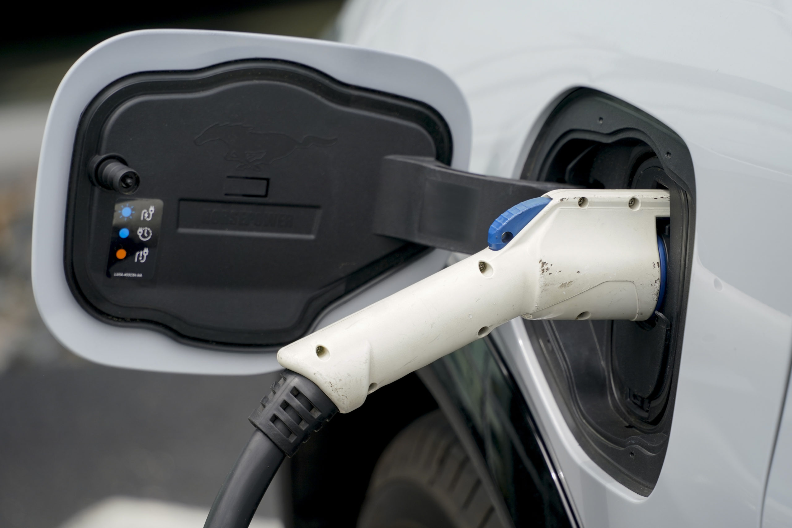 Automakers ask Congress to lift electric vehicle tax cap The Cheap
