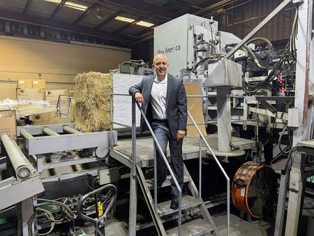 tagreuters.com2023binary_LYNXMPEJ3G09A-VIEWIMAGE