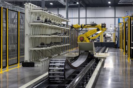 tagreuters.com2023binary_LYNXMPEJ4B0C1-VIEWIMAGE