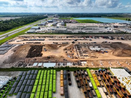 tagreuters.com2023binary_LYNXMPEJ690CL-VIEWIMAGE