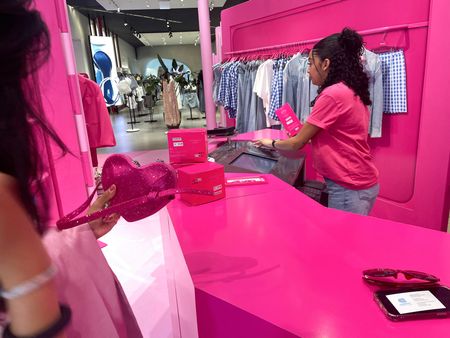 tagreuters.com2023binary_LYNXMPEJ6K042-VIEWIMAGE