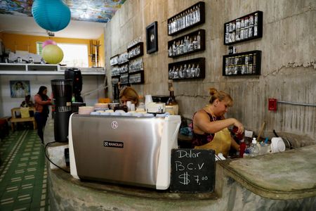 tagreuters.com2023binary_LYNXMPEJ801XZ-VIEWIMAGE