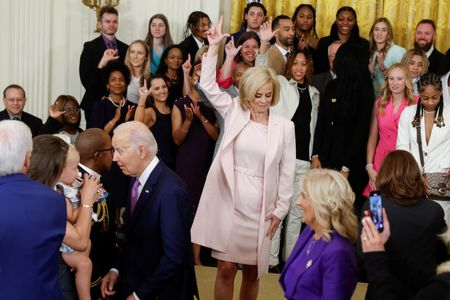 tagreuters.com2023binary_LYNXMPEJ4P0S6-VIEWIMAGE