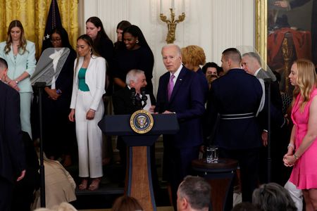 tagreuters.com2023binary_LYNXMPEJ4P0SN-VIEWIMAGE