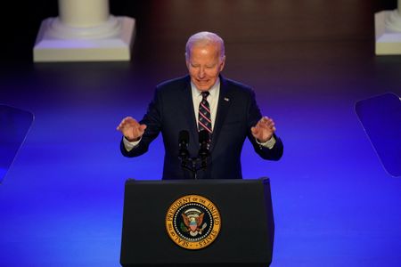 tagreuters.com2024binary_LYNXMPEK040NC-VIEWIMAGE