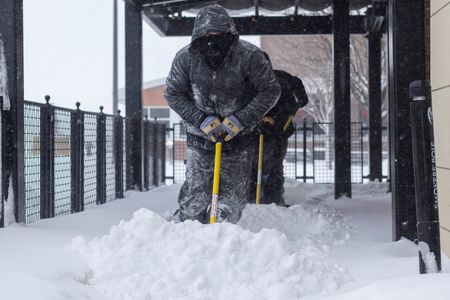 tagreuters.com2024binary_LYNXMPEK0B0P0-VIEWIMAGE