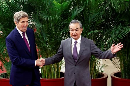 tagreuters.com2023binary_LYNXMPEJ6H01Q-VIEWIMAGE